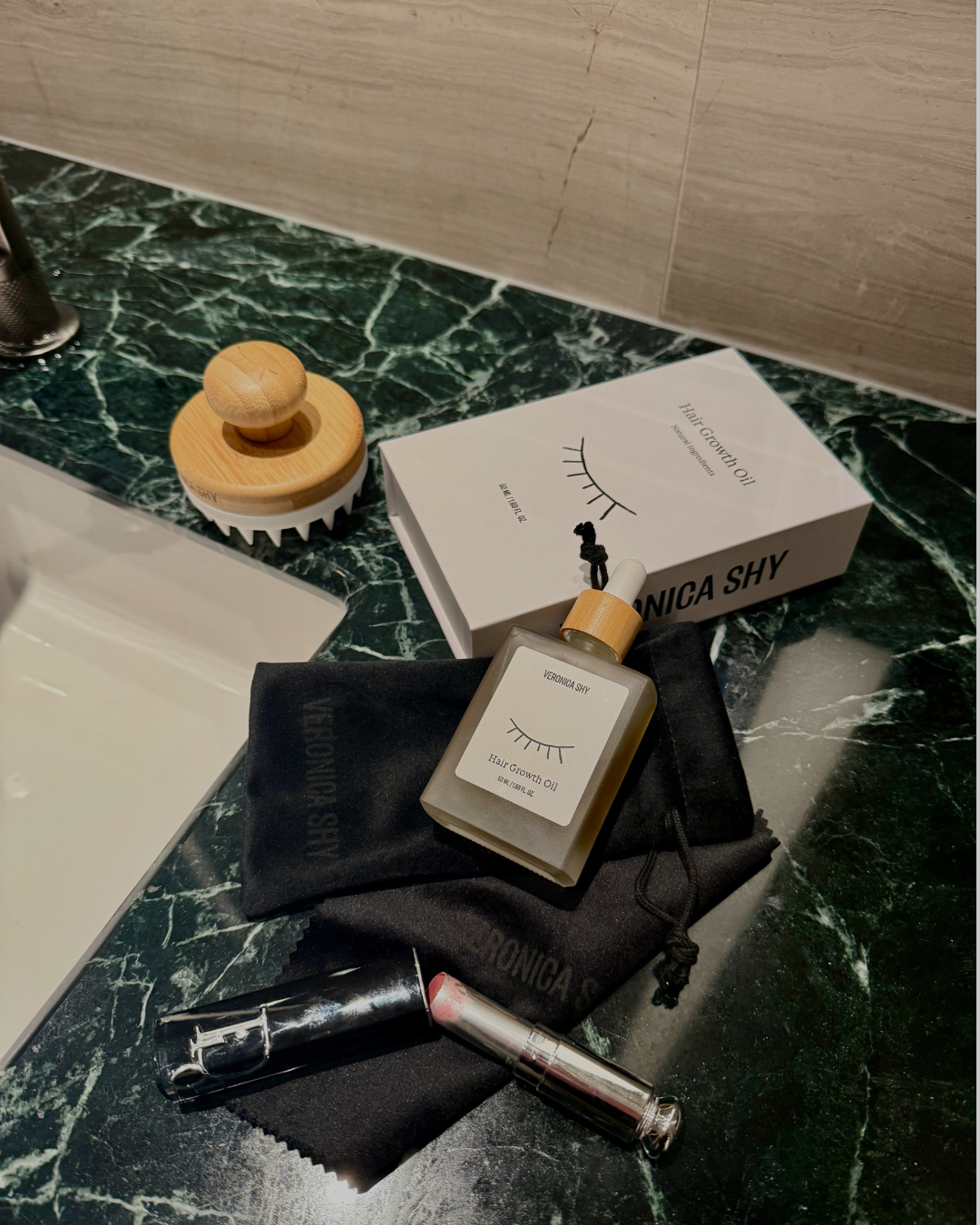 How to Use Hair Oil in Winter