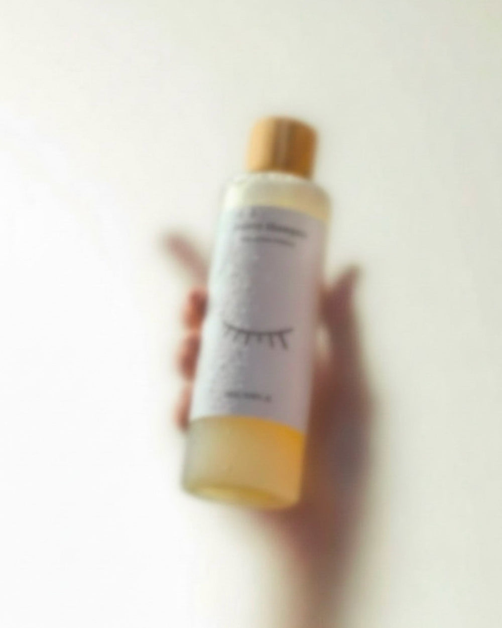 The Shampoo That Gives Your Hair a Fresh Start – VERONICA SHY Hair Growth Shampoo